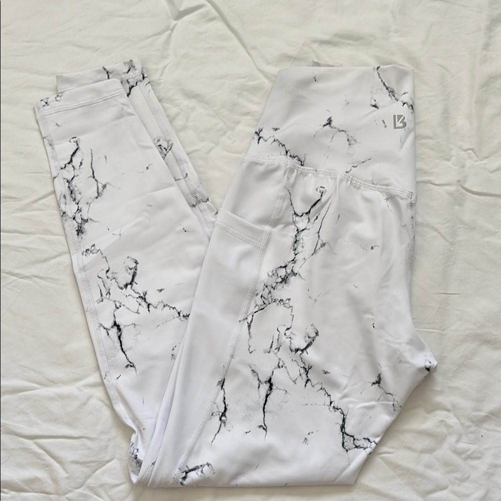 Buff Bunny White Marble Leggings
